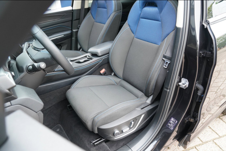 Lynk & Co 01 1.5 | Prijs rijklaar incl. 12 mnd garantie | Pdc Pano Lmv Navi Apple carplay/Android auto Camera