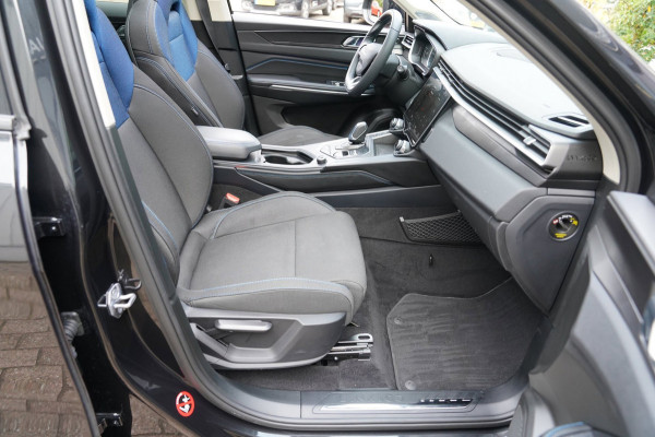Lynk & Co 01 1.5 | Prijs rijklaar incl. 12 mnd garantie | Pdc Pano Lmv Navi Apple carplay/Android auto Camera