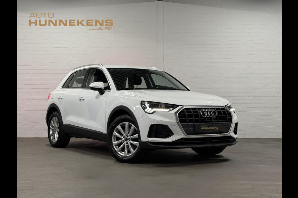 Audi Q3 45 TFSI e Advanced edition Trekhaak | Adapt. cruise | Stoelverwarming | Camera | Dodehoek | Carplay | Interieurvoorklimatisering | Elektrische kofferklep