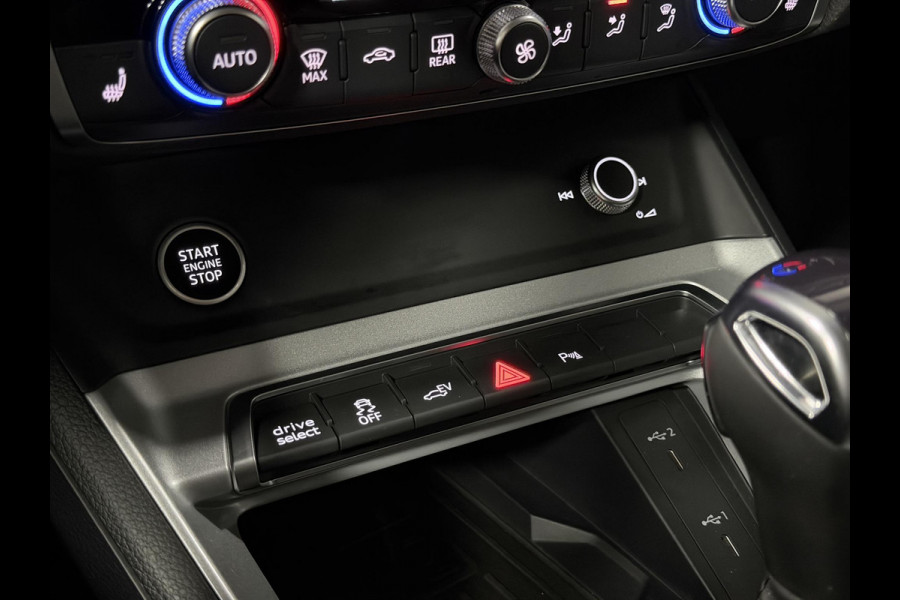 Audi Q3 45 TFSI e Advanced edition Trekhaak | Adapt. cruise | Stoelverwarming | Camera | Dodehoek | Carplay | Interieurvoorklimatisering | Elektrische kofferklep