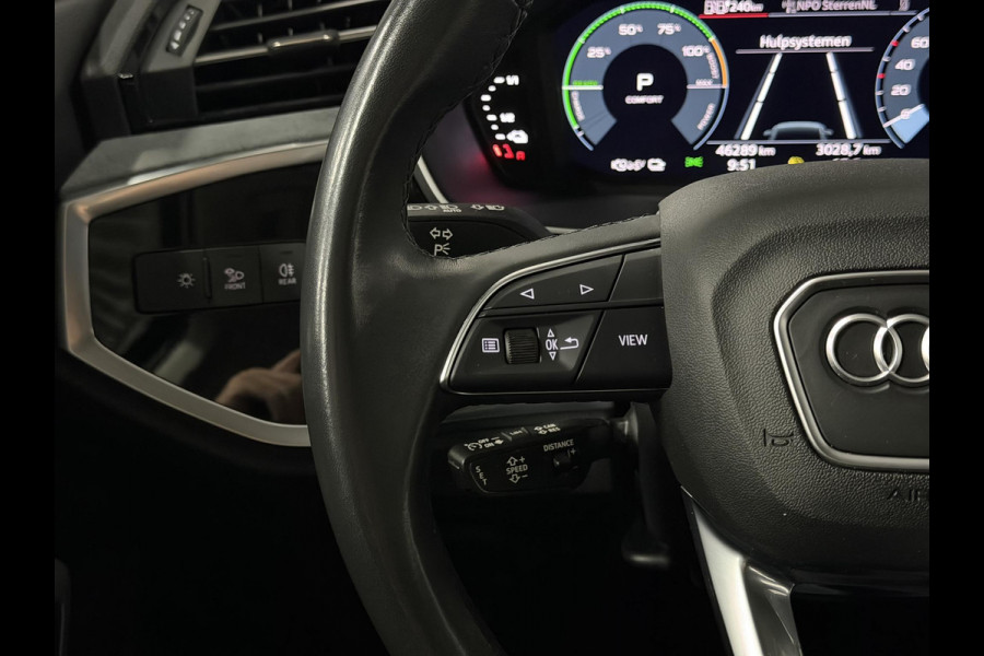 Audi Q3 45 TFSI e Advanced edition Trekhaak | Adapt. cruise | Stoelverwarming | Camera | Dodehoek | Carplay | Interieurvoorklimatisering | Elektrische kofferklep