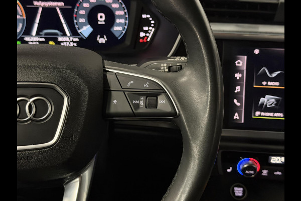 Audi Q3 45 TFSI e Advanced edition Trekhaak | Adapt. cruise | Stoelverwarming | Camera | Dodehoek | Carplay | Interieurvoorklimatisering | Elektrische kofferklep