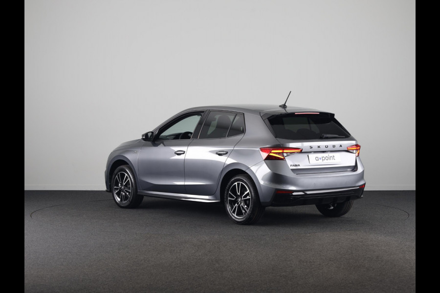 Škoda Fabia Monte Carlo 1.0 TSI 95 pk 5 versn. Hand | Carplay | Camera | Verwarmbare voorstoelen | Adaptive cruise control | Hill start