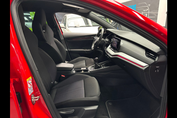 Škoda Octavia Combi 1.0 TSI Sport Business / Navigatie