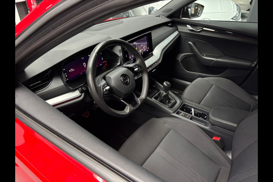 Škoda Octavia Combi 1.0 TSI Sport Business / Navigatie