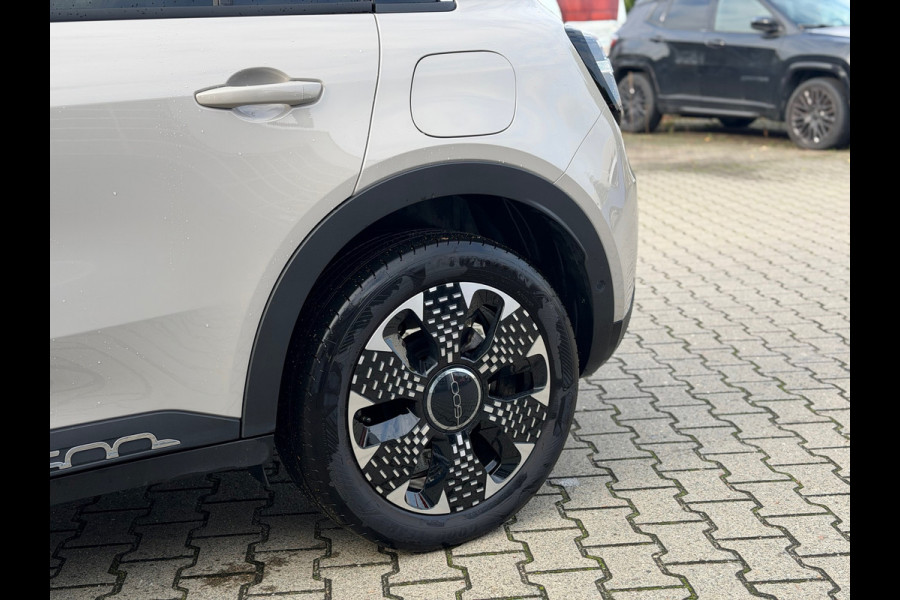 Fiat 600 1.2 Hybrid La Prima Automaat (BOVAG/RIJKLAARPRIJS)