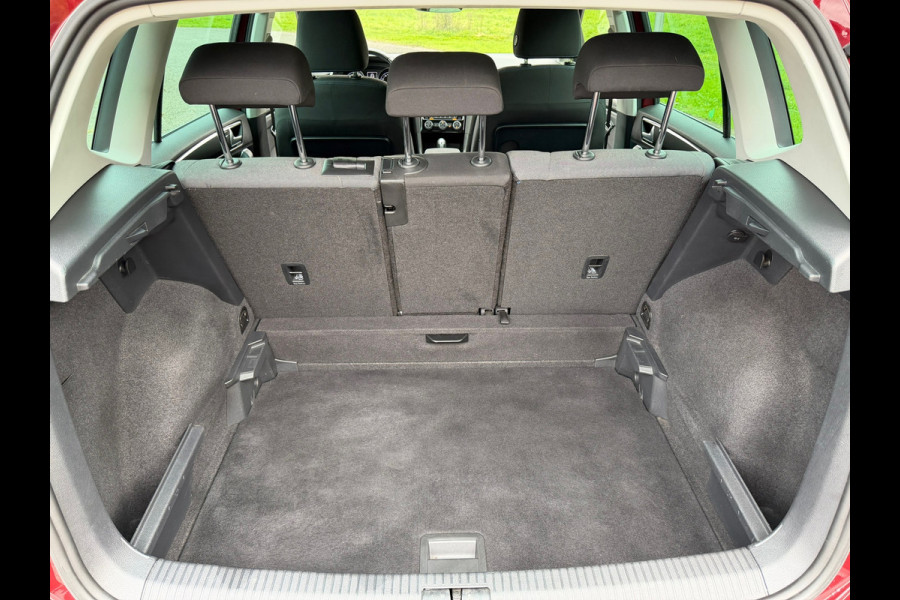 Volkswagen Golf Sportsvan 1.5 TSI ACT Comfortline | Automaat | Standkachel | Apple-carplay | Parkeersensoren | Climate control