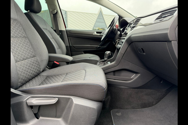 Volkswagen Golf Sportsvan 1.5 TSI ACT Comfortline | Automaat | Standkachel | Apple-carplay | Parkeersensoren | Climate control