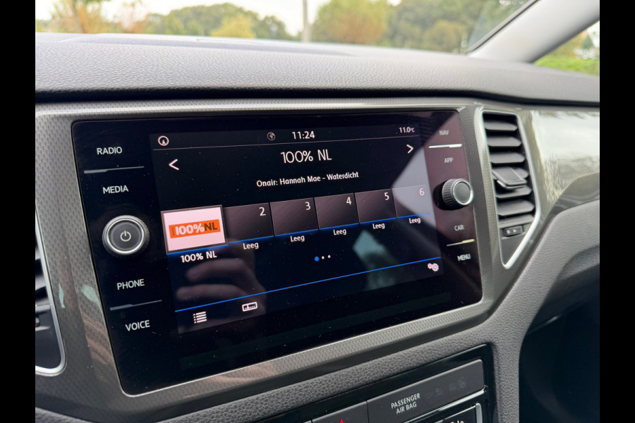 Volkswagen Golf Sportsvan 1.5 TSI ACT Comfortline | Automaat | Standkachel | Apple-carplay | Parkeersensoren | Climate control