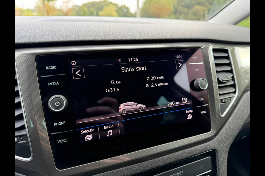 Volkswagen Golf Sportsvan 1.5 TSI ACT Comfortline | Automaat | Standkachel | Apple-carplay | Parkeersensoren | Climate control