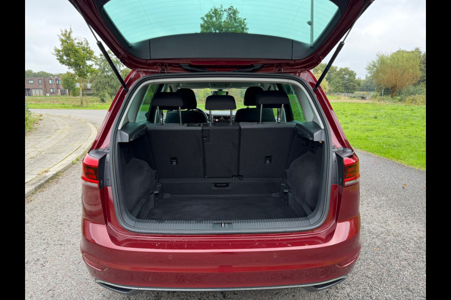Volkswagen Golf Sportsvan 1.5 TSI ACT Comfortline | Automaat | Standkachel | Apple-carplay | Parkeersensoren | Climate control