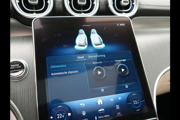 Mercedes-Benz GLC 300e 4MATIC Luxury Line PHEV Long Range 313pk Dealer O.H. | Trekhaak af Fabriek | Panodak | Sfeerverlichting | BLIS | Lederen Sportstoelen Memory & Verwarmd | Apple Carplay | Cruise Control | Navigatie | DAB | Virtual | Plug In Hybrid |