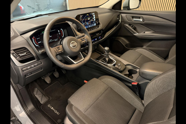Nissan QASHQAI 1.3 MHEV 140PK Premiere Edition | Panodak | Trekhaak | Navi | Camera | Trekhaak | Incl. garantie