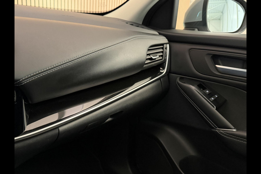 Nissan QASHQAI 1.3 MHEV 140PK Premiere Edition | Panodak | Trekhaak | Navi | Camera | Trekhaak | Incl. garantie