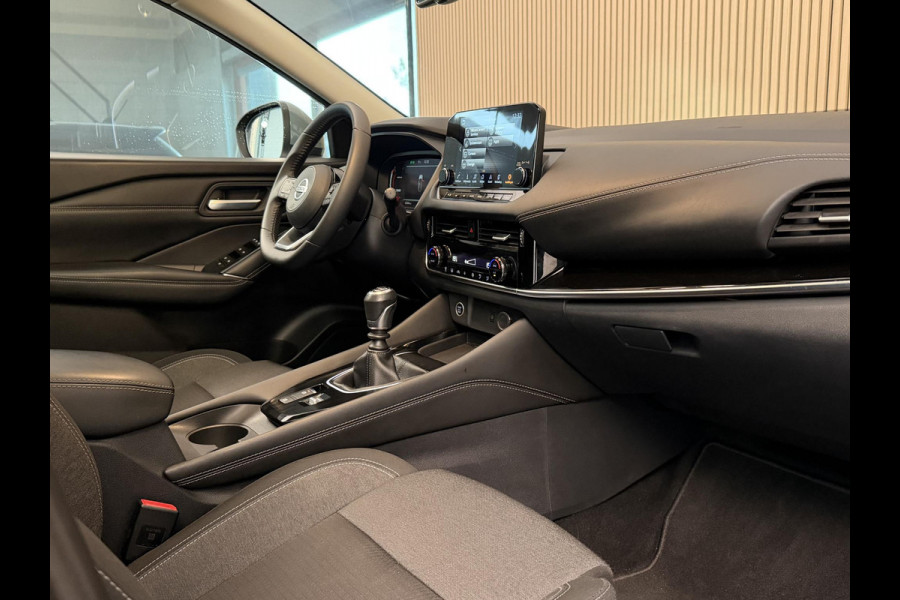 Nissan QASHQAI 1.3 MHEV 140PK Premiere Edition | Panodak | Trekhaak | Navi | Camera | Trekhaak | Incl. garantie