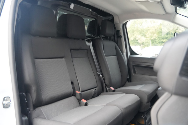 Toyota PROACE Electric Worker Comfort Standard Range Long L2 50 kWh 136pk - Camera - Stuurverwarming - Houten vloer - PDC - 100Kw DC laden - Rijklaar