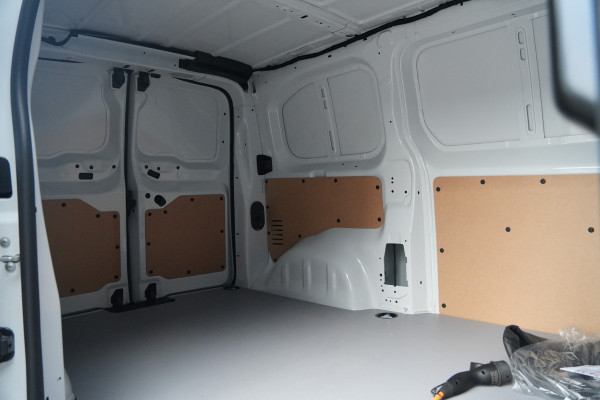 Toyota PROACE Electric Worker Comfort Standard Range Long L2 50 kWh 136pk - Camera - Stuurverwarming - Houten vloer - PDC - 100Kw DC laden - Rijklaar