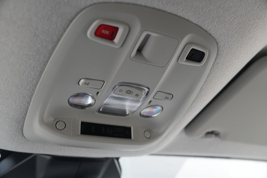 Toyota PROACE Electric Worker Comfort Standard Range Long L2 50 kWh 136pk - Camera - Stuurverwarming - Houten vloer - PDC - 100Kw DC laden - Rijklaar