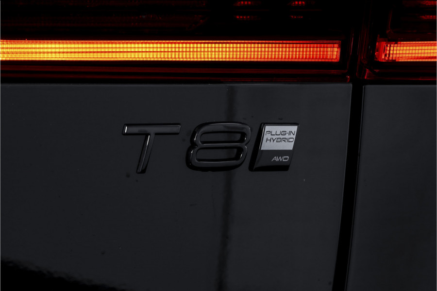 Volvo XC60 2.0 T8 Plug-in hybrid AWD Plus Black Edition | S/K Panodak | 360 Camera | Head-Up | Harman/Kardon | Dig.  Cockpit | Adapt. Cruise | Stoel-+Stuurverw. | NAV+App.Connect | Auto.Airco | LM 21" | 1126