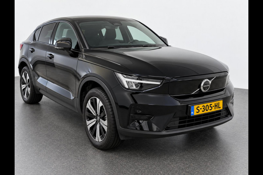 Volvo C40 Recharge Plus 69 kWh SoH 95% Panoramadak Camera Apple Carplay Android Auto Navigatie Adaptive Cruise Control Warmtepomp Stoel- en stuurverwarming Keyless Entry Climate Control