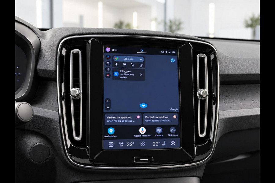 Volvo C40 Recharge Plus 69 kWh SoH 95% Panoramadak Camera Apple Carplay Android Auto Navigatie Adaptive Cruise Control Warmtepomp Stoel- en stuurverwarming Keyless Entry Climate Control