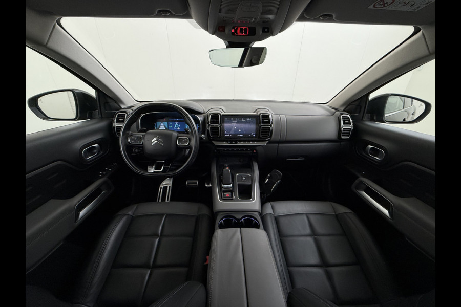 Citroën C5 Aircross 1.6T PHEV Hybrid 225PK Automaat Adap.Cruise Leder+Verwarmd Panoramadak Trekhaak Elek.Stoel+Memory Apple Carplay Android Auto Bus Navi Lmv 19" Privacy Glas Led Isofix DAB Draadloos opladen Lane Assist Regen-Lichtsensor 1.300KG Trekgewicht Dealeronderhouden Origineel Nederlandse Auto