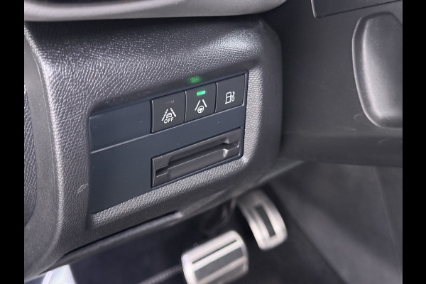 Citroën C5 Aircross 1.6T PHEV Hybrid 225PK Automaat Adap.Cruise Leder+Verwarmd Panoramadak Trekhaak Elek.Stoel+Memory Apple Carplay Android Auto Bus Navi Lmv 19" Privacy Glas Led Isofix DAB Draadloos opladen Lane Assist Regen-Lichtsensor 1.300KG Trekgewicht Dealeronderhouden Origineel Nederlandse Auto