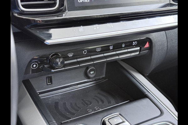 Citroën C5 Aircross 1.6T PHEV Hybrid 225PK Automaat Adap.Cruise Leder+Verwarmd Panoramadak Trekhaak Elek.Stoel+Memory Apple Carplay Android Auto Bus Navi Lmv 19" Privacy Glas Led Isofix DAB Draadloos opladen Lane Assist Regen-Lichtsensor 1.300KG Trekgewicht Dealeronderhouden Origineel Nederlandse Auto
