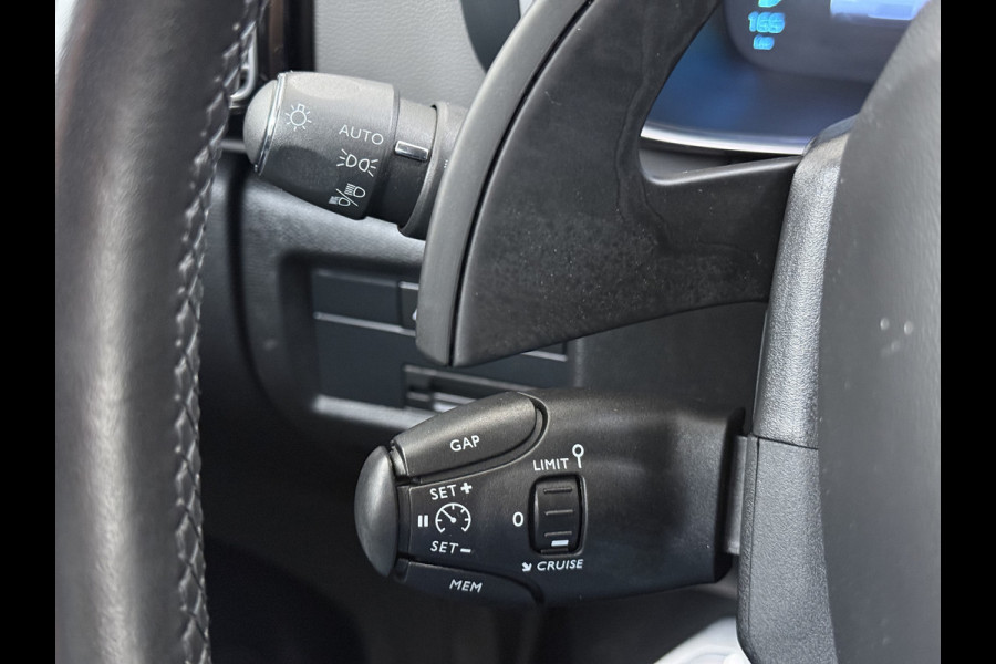 Citroën C5 Aircross 1.6T PHEV Hybrid 225PK Automaat Adap.Cruise Leder+Verwarmd Panoramadak Trekhaak Elek.Stoel+Memory Apple Carplay Android Auto Bus Navi Lmv 19" Privacy Glas Led Isofix DAB Draadloos opladen Lane Assist Regen-Lichtsensor 1.300KG Trekgewicht Dealeronderhouden Origineel Nederlandse Auto