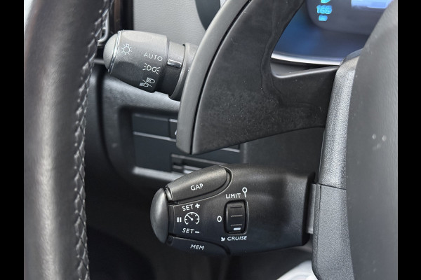 Citroën C5 Aircross 1.6T PHEV Hybrid 225PK Automaat Adap.Cruise Leder+Verwarmd Panoramadak Trekhaak Elek.Stoel+Memory Apple Carplay Android Auto Bus Navi Lmv 19" Privacy Glas Led Isofix DAB Draadloos opladen Lane Assist Regen-Lichtsensor 1.300KG Trekgewicht Dealeronderhouden Origineel Nederlandse Auto