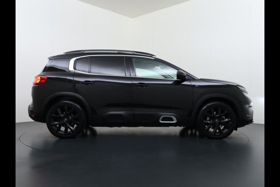 Citroën C5 Aircross 1.6T PHEV Hybrid 225PK Automaat Adap.Cruise Leder+Verwarmd Panoramadak Trekhaak Elek.Stoel+Memory Apple Carplay Android Auto Bus Navi Lmv 19" Privacy Glas Led Isofix DAB Draadloos opladen Lane Assist Regen-Lichtsensor 1.300KG Trekgewicht Dealeronderhouden Origineel Nederlandse Auto