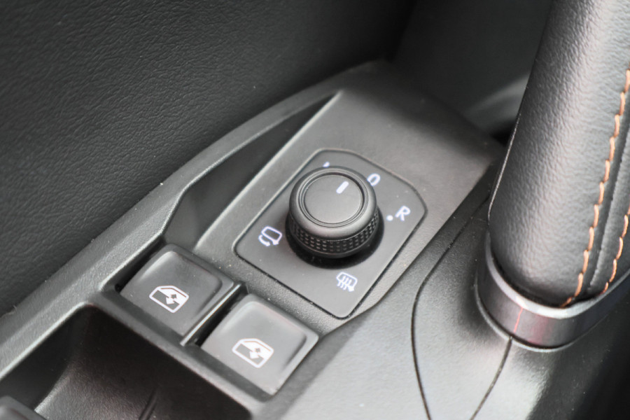 CUPRA Formentor 1.4 e-Hybrid VZ Copper Edition SOH 94%, Memory, Travel Assist, Sfeerverlichting, Trekhaak, Apple Carplay, 19"