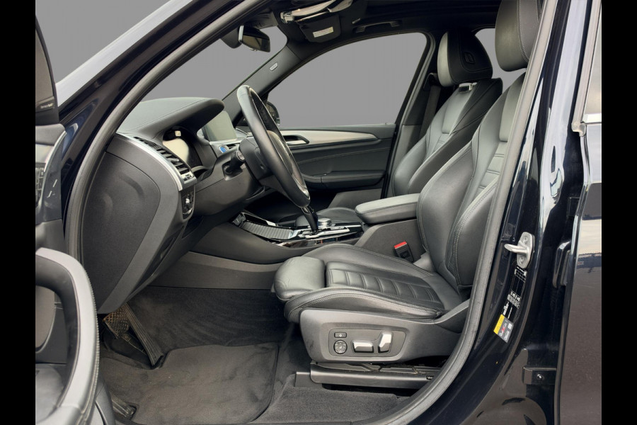 BMW iX3 High Executive 80 kWh SoH 94,5% | Dealeronderhouden | Driving Assistant Professional | Elektr.. Trekhaak | Panorama dak | Harman Kardon | 360° Camera | Head-Up | Comfort Access | Leder | 1e Eigenaar |