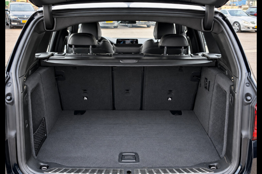BMW iX3 High Executive 80 kWh SoH 94,5% | Dealeronderhouden | Driving Assistant Professional | Elektr.. Trekhaak | Panorama dak | Harman Kardon | 360° Camera | Head-Up | Comfort Access | Leder | 1e Eigenaar |