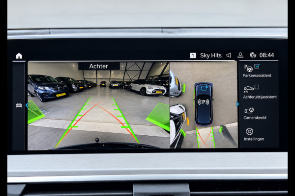 BMW iX3 High Executive 80 kWh SoH 94,5% | Dealeronderhouden | Driving Assistant Professional | Elektr.. Trekhaak | Panorama dak | Harman Kardon | 360° Camera | Head-Up | Comfort Access | Leder | 1e Eigenaar |