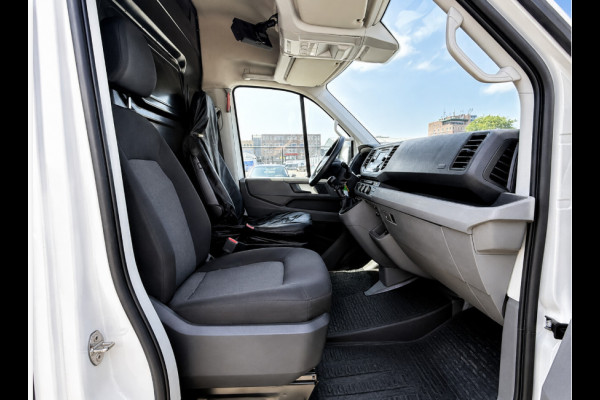 Volkswagen Crafter 35 2.0 TDI L3H3 Highline | L3 H3 | Camera | Airco | 1e Eigenaar | PDC | Cruise Control | ORG NL | Dealeronderhouden |