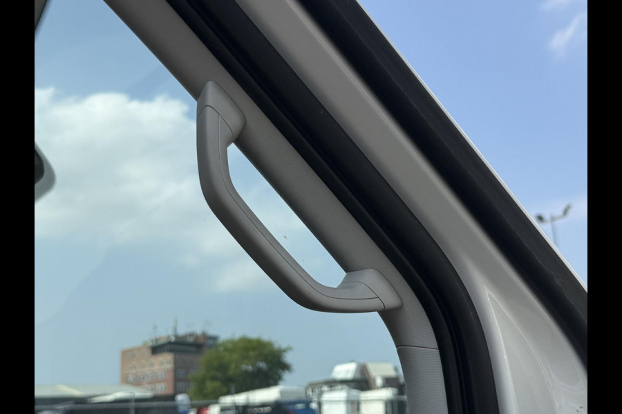 Volkswagen Crafter 35 2.0 TDI L3H3 Highline | L3 H3 | Camera | Airco | 1e Eigenaar | PDC | Cruise Control | ORG NL | Dealeronderhouden |