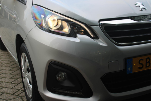 Peugeot 108 1.0 e-VTi ACTIVE AUTOMAAT ZEER LAGE KILOMETERSTAND | MISTLAMPEN VOOR | LED DAGRIJVERLICHTING | PARKEERSENSOREN ACHTER | AIRCO | MULTIFUNCTIONEEL LEDEREN STUURWIEL | BLUETOOTH | CENTRALE VERGRENDELING MET AFSTANDSBEDIENING | ELEKTRISCH BEDIENBARE RAMEN VOOR | KLAPRUITJES ACHTER PORTIEREN | VAN BINNENUIT VERSTELBARE BUITEN SPIEGELS | IN HOOGTE VERSTELBARE BESTUURDERSSTOEL | SCHAKELFLIPPERS ACHTER HET STUUR | USB-A AANSLUITING |