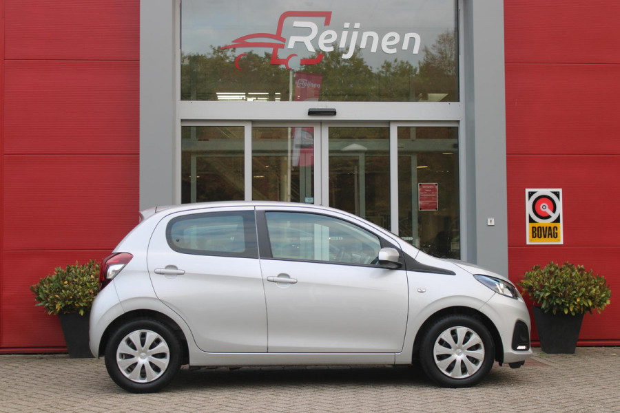 Peugeot 108 1.0 e-VTi ACTIVE AUTOMAAT ZEER LAGE KILOMETERSTAND | MISTLAMPEN VOOR | LED DAGRIJVERLICHTING | PARKEERSENSOREN ACHTER | AIRCO | MULTIFUNCTIONEEL LEDEREN STUURWIEL | BLUETOOTH | CENTRALE VERGRENDELING MET AFSTANDSBEDIENING | ELEKTRISCH BEDIENBARE RAMEN VOOR | KLAPRUITJES ACHTER PORTIEREN | VAN BINNENUIT VERSTELBARE BUITEN SPIEGELS | IN HOOGTE VERSTELBARE BESTUURDERSSTOEL | SCHAKELFLIPPERS ACHTER HET STUUR | USB-A AANSLUITING |