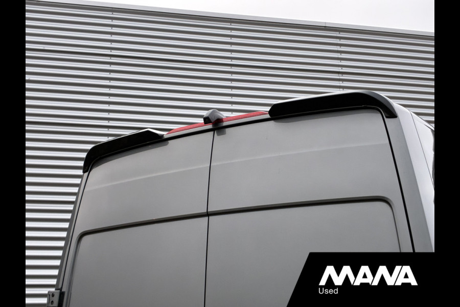 MAN TGE 35 3.180 L3H3 • Indium Grey • Black Styling Package