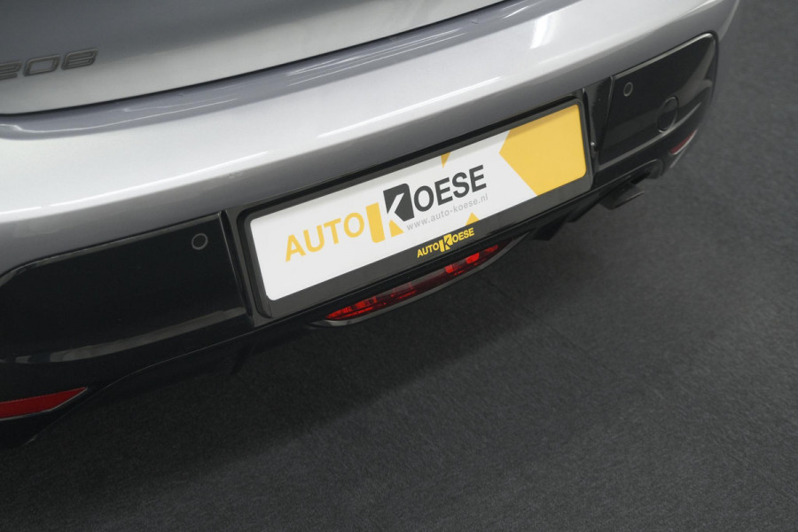 Peugeot 208 PureTech 100 Allure | Apple Carplay | Parkeersensoren | Climate Control
