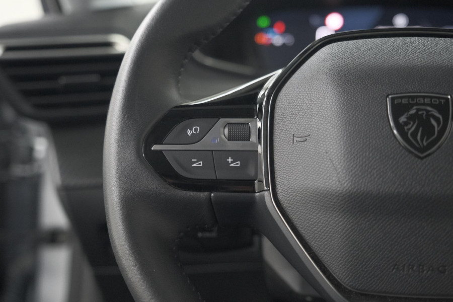Peugeot 208 PureTech 100 Allure | Apple Carplay | Parkeersensoren | Climate Control