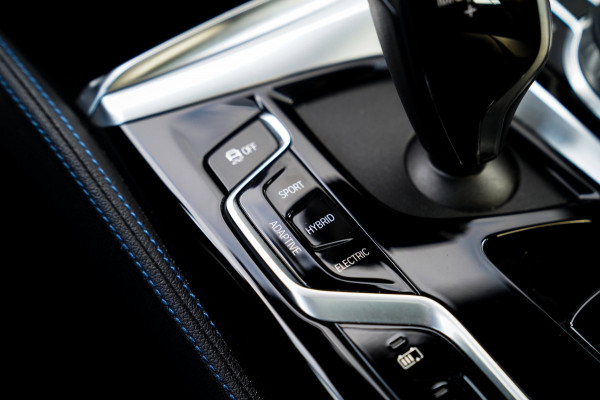 BMW 5 Serie 545e xDrive High Executive | Head Up Display | M-Kuipstoelen | Maxton-pakket | 360 Camera | harman/Kardon