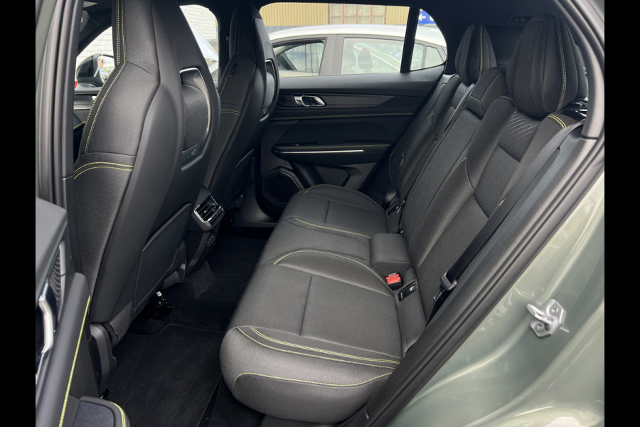 Lynk & Co 01 1.5 Core | Mineral Green | Virtual Cockpit | ACC | Carplay