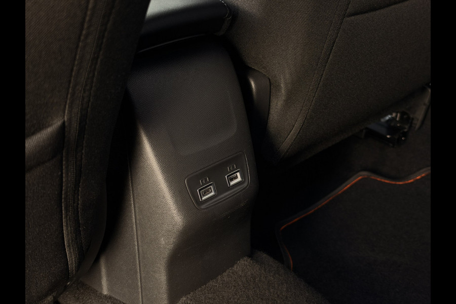 Peugeot 2008 1.2 Hybrid 145 Style NAVI | AUTOMAAT | NIEUWSTAAT!!