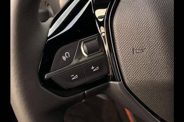 Peugeot 2008 1.2 Hybrid 145 Style NAVI | AUTOMAAT | NIEUWSTAAT!!