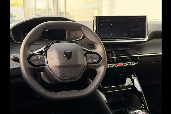 Peugeot 2008 1.2 Hybrid 145 Style NAVI | AUTOMAAT | NIEUWSTAAT!!