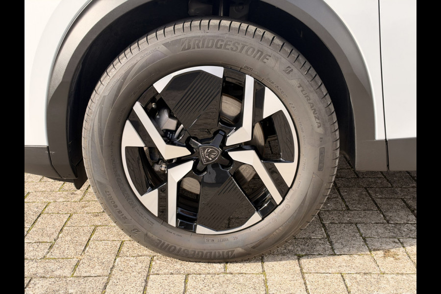 Peugeot 2008 1.2 Hybrid 145 Style NAVI | AUTOMAAT | NIEUWSTAAT!!