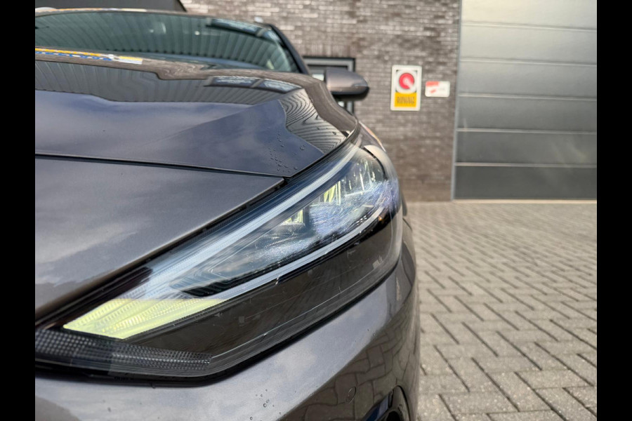 Hyundai i30 Wagon 1.5 T-GDi MHEV Premium | 1E EIGENAAR | 3/6/12MND GARANTIE | SCHUIFDAK | AUTOMAAT | LED | STOEL/STUUR VERWRM. | CARPLAY | DAB | NAVI | LANE | CAMERA |