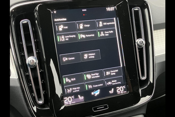 Volvo XC40 1.5 T4 Plug-in hybrid Core Bright | WinterPack | Camera | NAP
